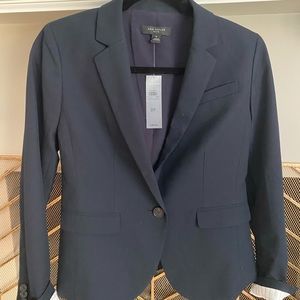 NWT Ann Taylor Navy Blazer size 0P
